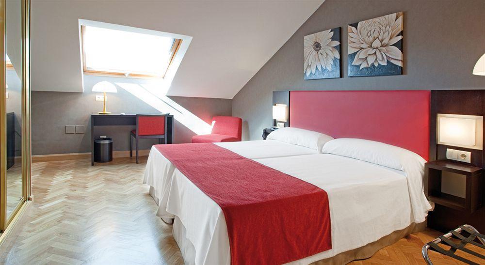 Hostal Carlos III Getafe Rum bild