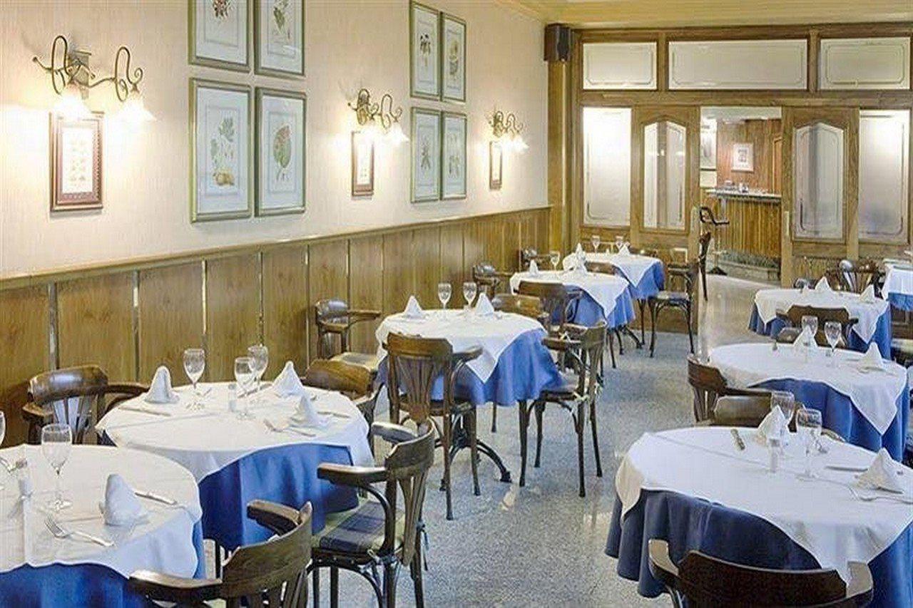 Hostal Carlos III Getafe Exteriör bild