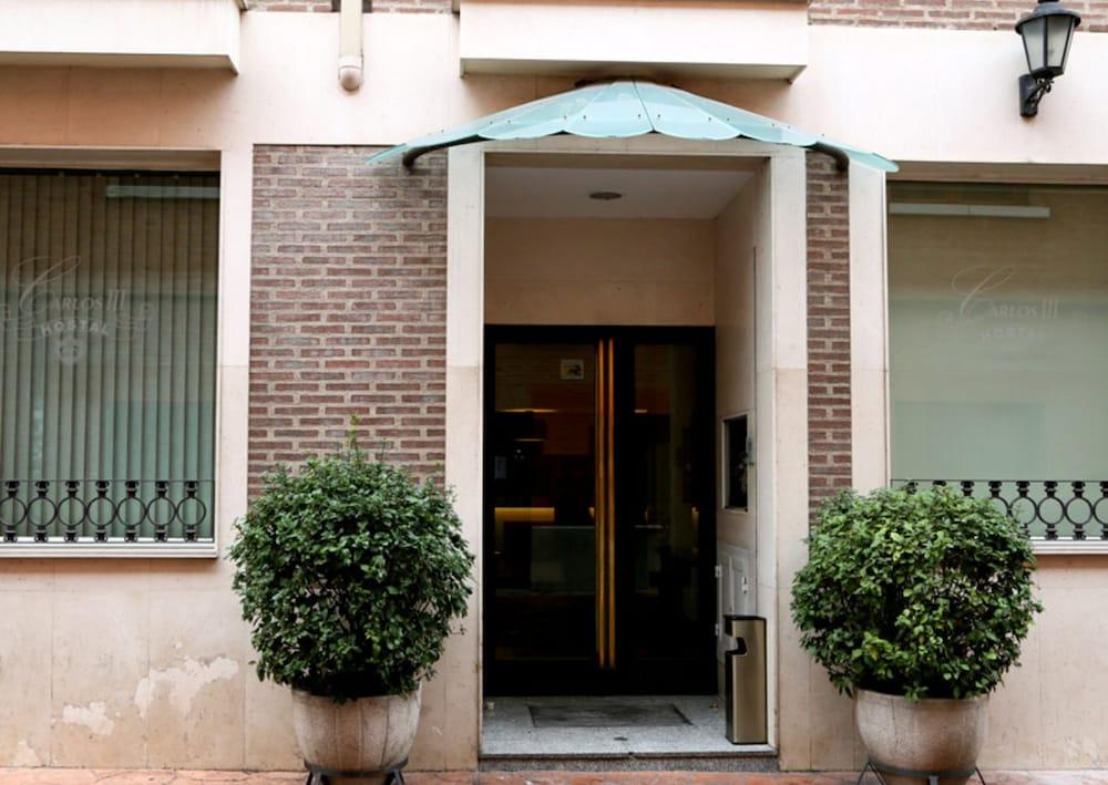Hostal Carlos III Getafe Exteriör bild